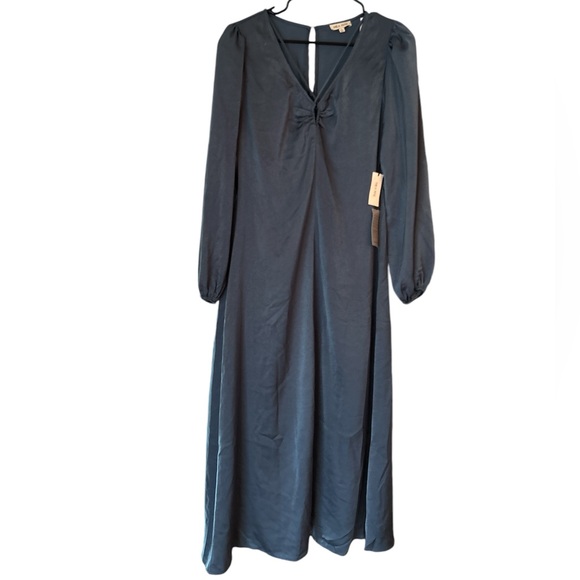 mila mae Dresses & Skirts - Mila Mae Blue Silky Long Sleeve Dress - Size Large